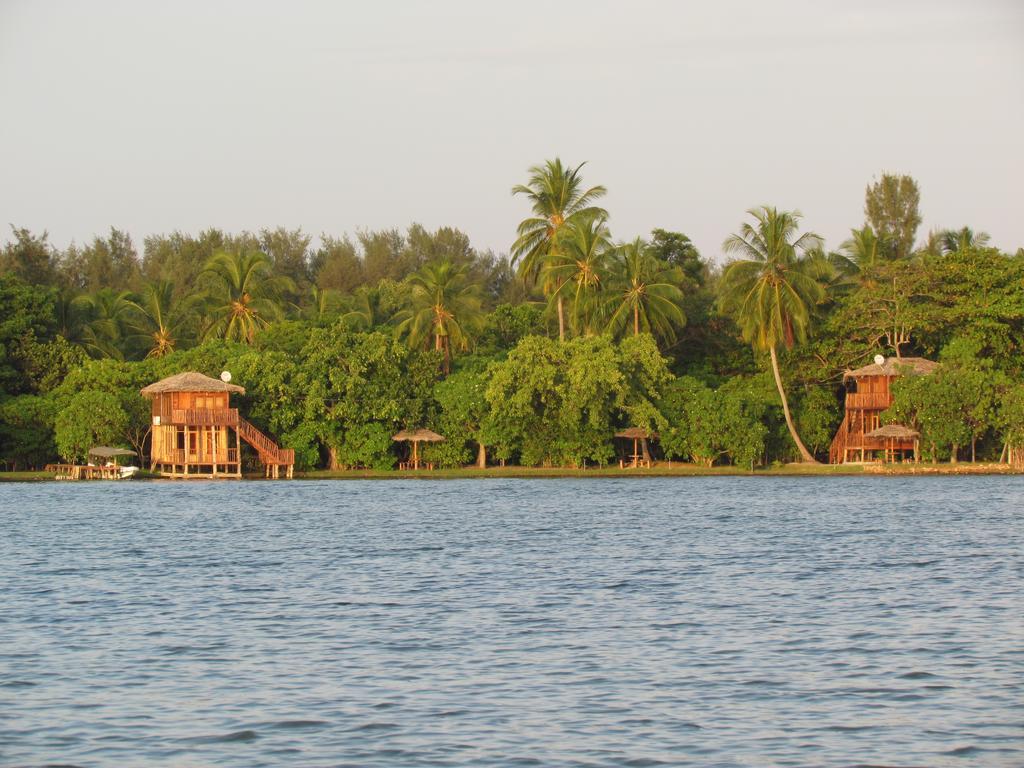 Lord Of The Forest Hotel Batticaloa Exterior photo