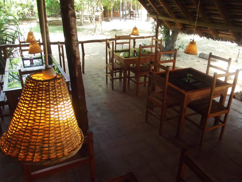 Lord Of The Forest Hotel Batticaloa Exterior photo