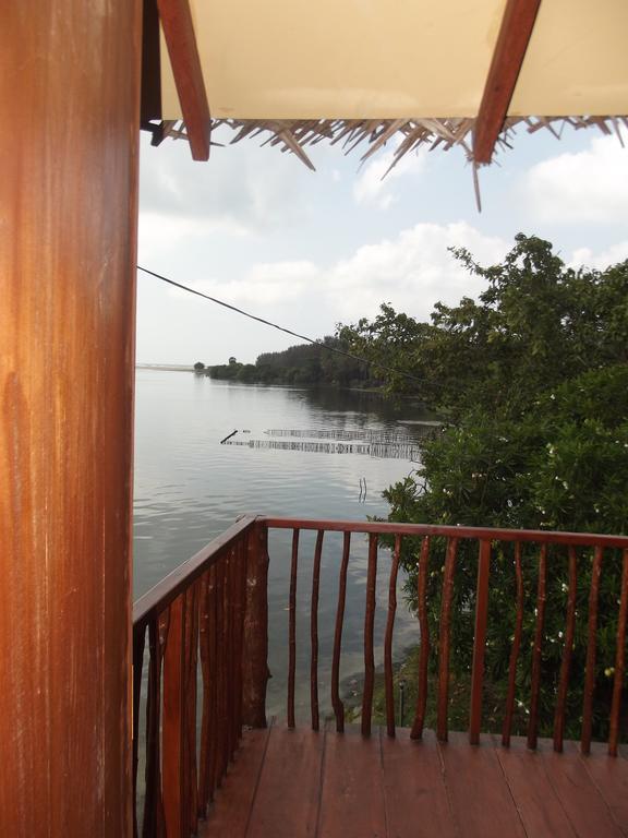 Lord Of The Forest Hotel Batticaloa Exterior photo